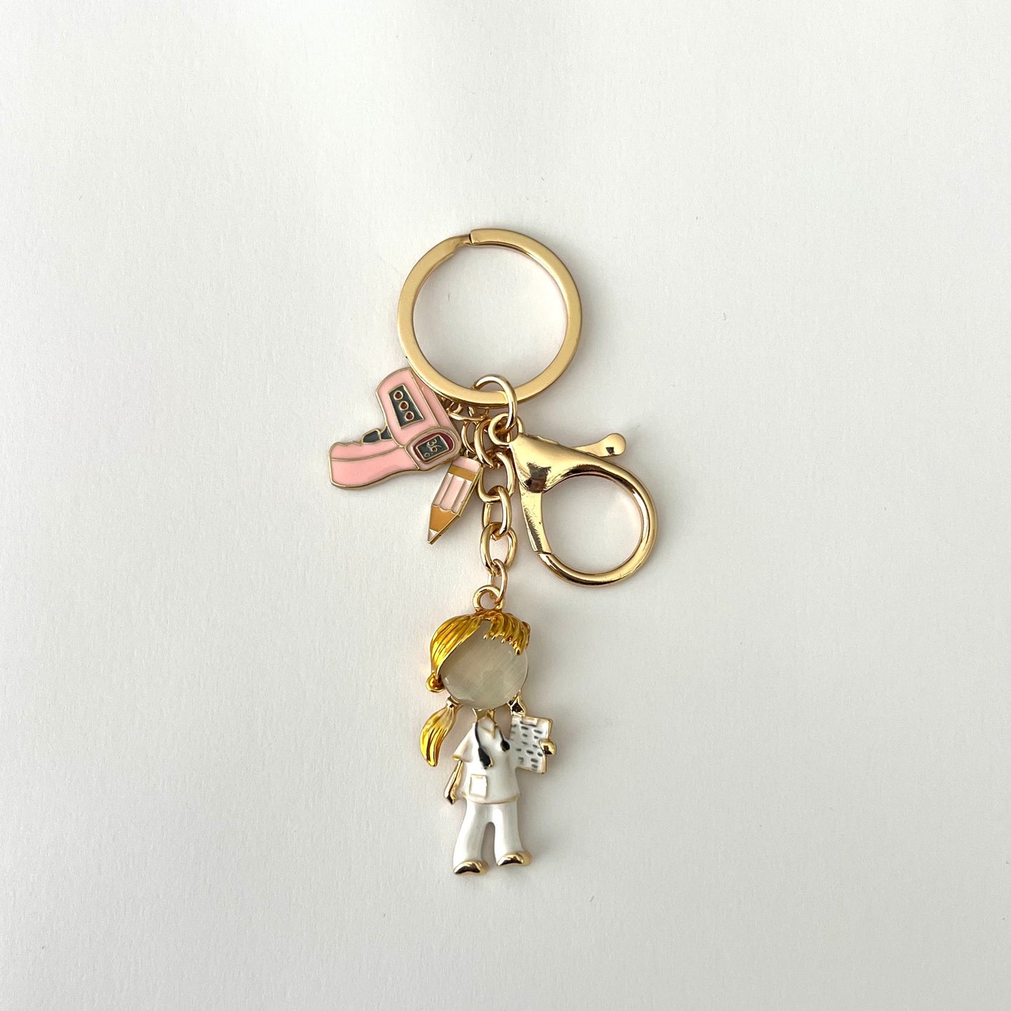 Sarı Saçlı Doktor Anahtarlık 👩⚕️