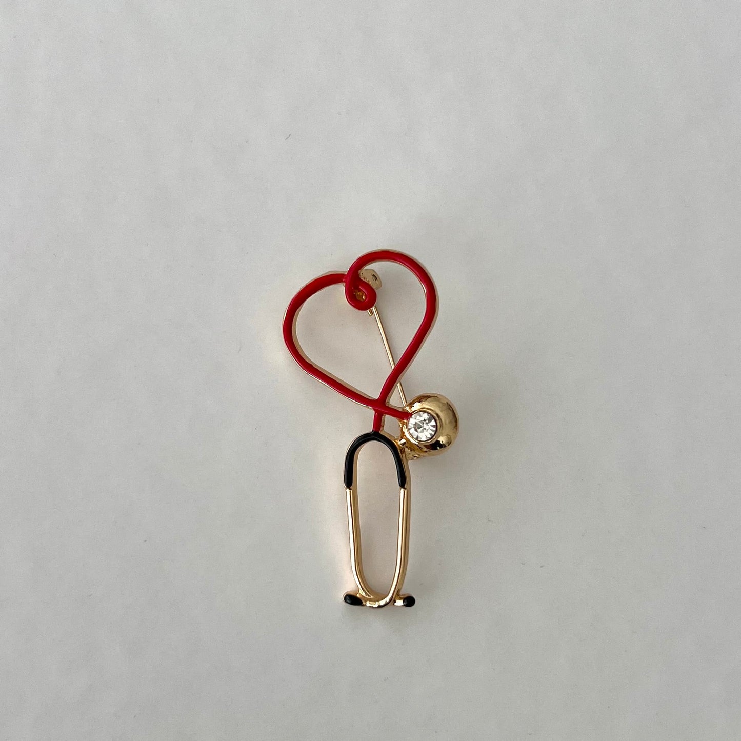 Kalpli Steteskop Broş