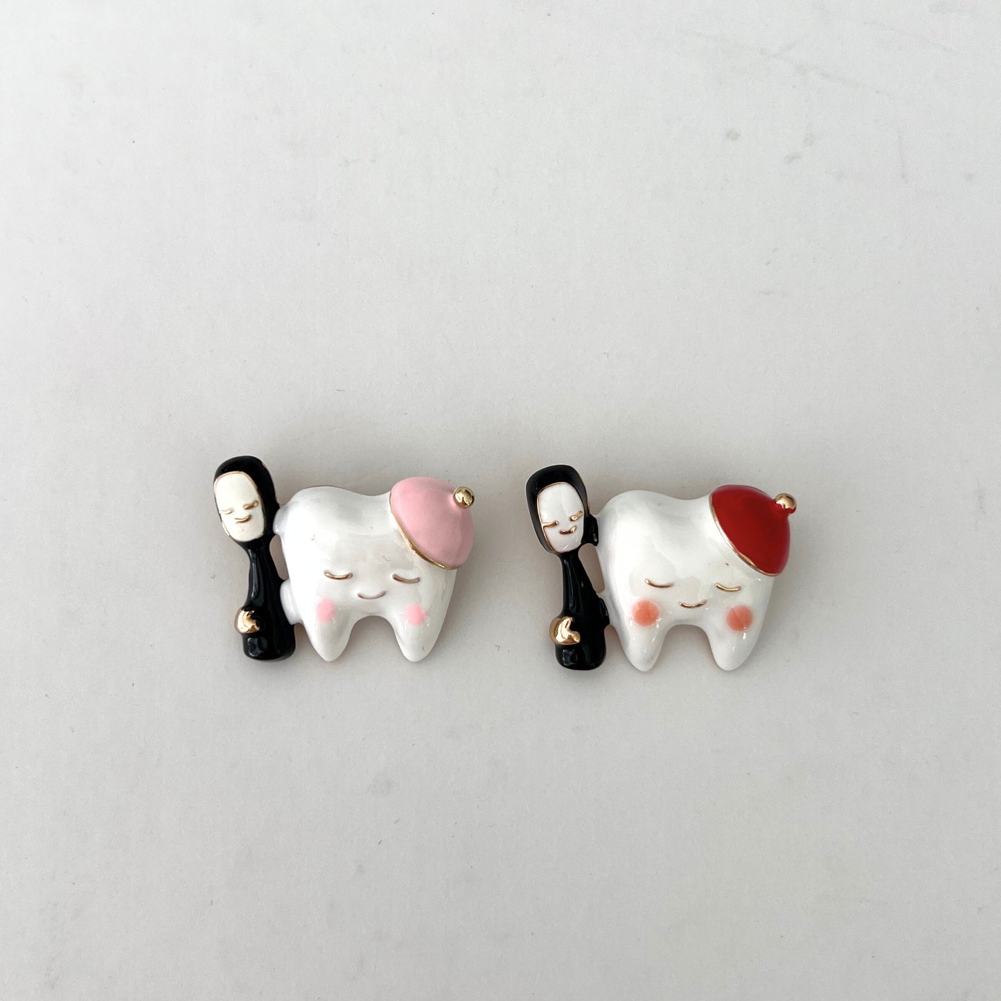 Fırçalı Dişçi Broş